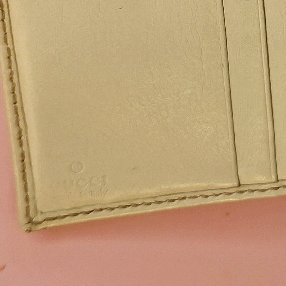 ๐Gucci Guccissima Leather Bifold Vintage Cream Wallet ๐ค - Picture 6 of 16